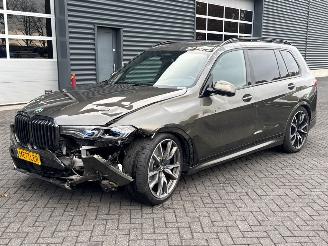 Coche accidentado BMW X7 xDrive40d 3.0 24V Mild Hybrid SUV  Elektrisch Diesel 2.993cc 250kW (340pk) 4x4 2022/4