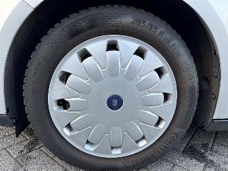 Ford Focus 1.6 TDCi ECOnetic Combi/o  Diesel 1.560cc 77kW (105pk) FWD picture 24