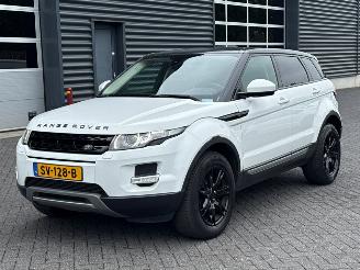 Coche accidentado Land Rover Range Rover Evoque 2.2 TD4 16V 5-drs. SUV 4Dr Diesel 2.179cc 110kW (150pk) 4x4 2015/7