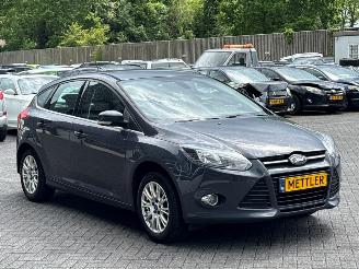 Ford Focus 1.6 Ti-VCT 16V 125 Hatchback picture 7