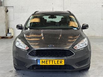 Ford Focus 1.0 Ti-VCT EcoBoost picture 8