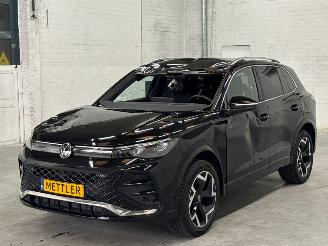 skadebil auto Volkswagen Tiguan R-Line 2.0 TDI 4Motion SUV  Diesel 1.968cc 142kW (193pk) 4x4 2025/2
