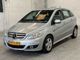 Unfallwagen Mercedes B-klasse 2.0 B-180 CDI 16V Hatchback  Diesel 1.991cc 80kW (109pk) FWD 2011/3