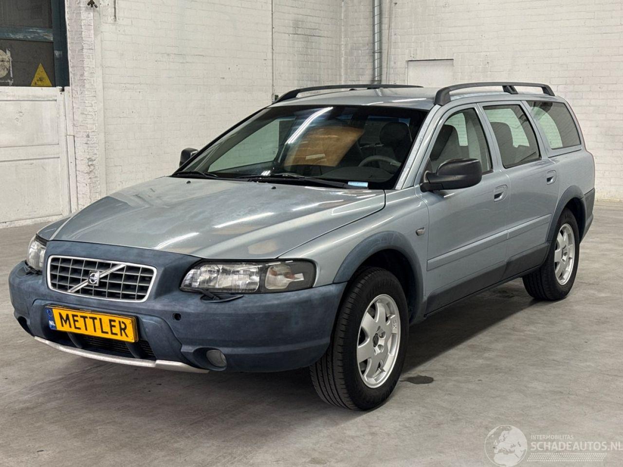 Volvo Xc-70 2.4 T 20V AWD Combi/o  Benzine 2.435cc 147kW (200pk) 4x4