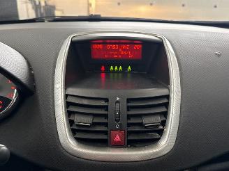 Peugeot 207 1.4 16V Vti Combi/o  Benzine 1.397cc 70kW (95pk) FWD picture 14