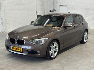 Voiture accidenté BMW 1-serie 116d 1.6 16V Efficient Dynamics Hatchback 4Dr Diesel 1.598cc 85kW (116pk) RWD 2013/3