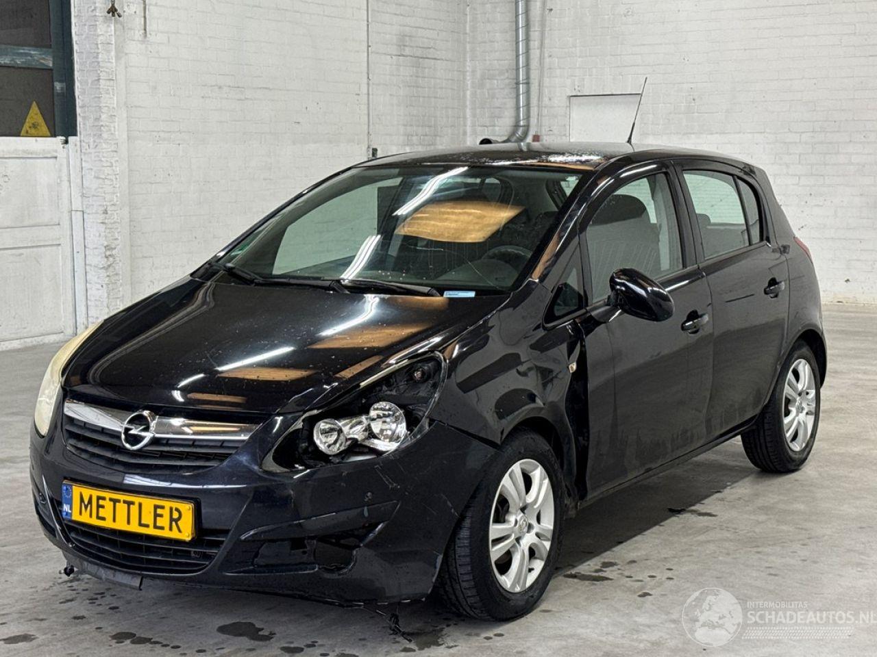 Opel Corsa 1.4 16V Twinport Hatchback  Benzine 1.364cc 66kW (90pk) FWD