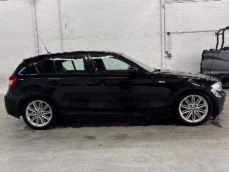 BMW 1-serie 116i 1.6 16V Hatchback 4Dr Benzine 1.596cc 85kW (116pk) RWD picture 6