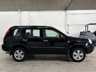 Nissan X-Trail 2.0 16V 4x2 SUV  Benzine 1.998cc 103kW (140pk) FWD picture 6