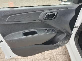 Hyundai I-10 1.0 Comfort picture 14