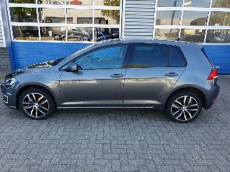 Volkswagen e-Golf  picture 2