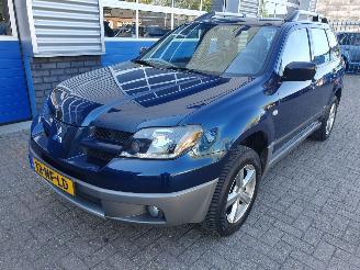 škoda osobní automobily Mitsubishi Outlander 2.0 Comfort schadevrij 2003/8