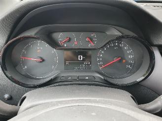Opel Crossland X 1.2 Turbo Innovation picture 18