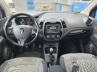 Renault Captur 1.5 dCi Expression picture 17