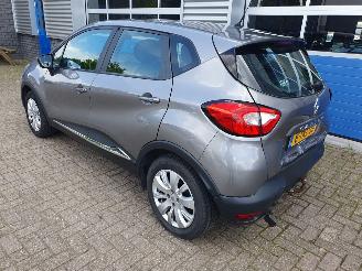 Renault Captur 1.5 dCi Expression picture 3