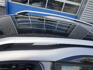 Peugeot 2008 1.2 PureTech Blue Lion picture 3