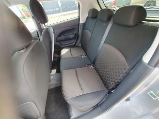 Mitsubishi Space-star 1.2 Dynamic Automaat picture 21