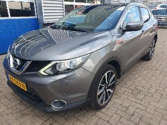 skadebil auto Nissan Qashqai 1.2 Connect Edition 2014/6