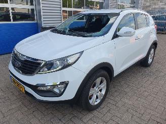 skadebil auto Kia Sportage 1.7 CRDI Plus Pack 2013/1