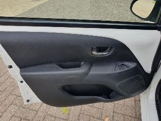 Toyota Yaris 1.0 VVT-i x picture 11
