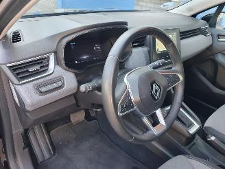 Renault Clio E-TECH FULL HYBRID 1.6 145 evolution picture 16