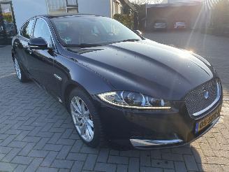 Avarii autoturisme Jaguar XF 2.2D N.A.P NL AUTO PRACHTIG!! 2011/10