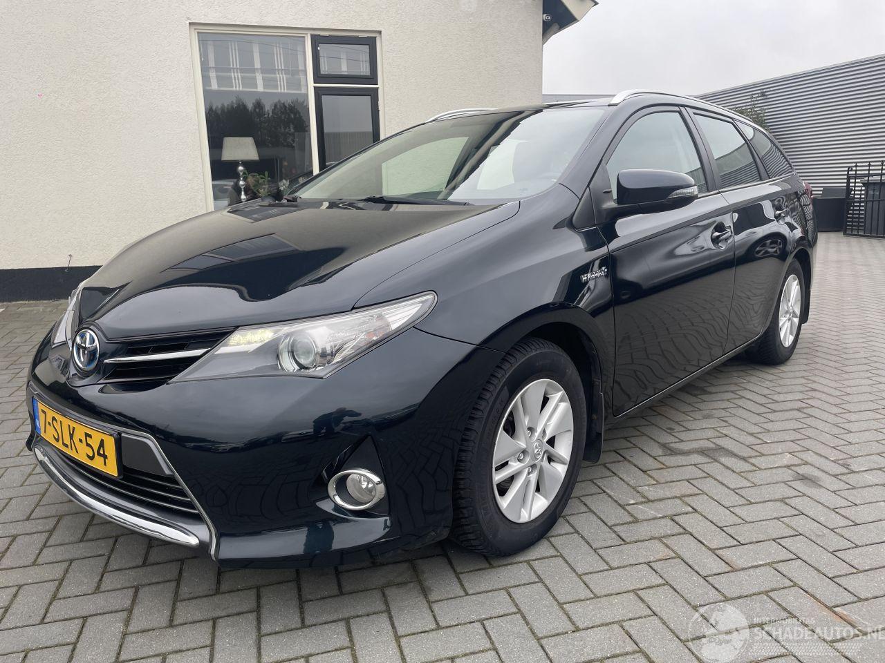 Toyota Auris Touring Sports 1.8 Hybrid Aspiration N.A.P PRACHTIG!!!