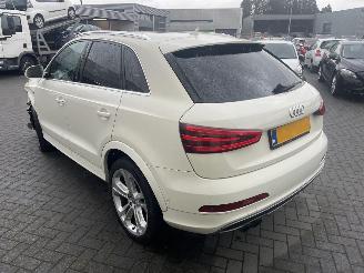 Audi Q3 1.4 TFSI Sport Edition N.A.P PRACHTIG!!! picture 4