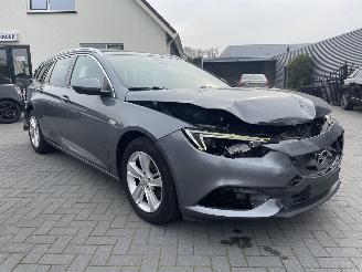 Auto incidentate Opel Insignia SPORTS TOURER 1.5 Turbo Business Executive 2020/2