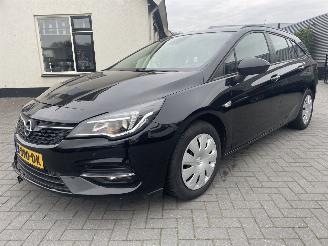 Auto incidentate Opel Astra SPORTS TOURER 1.2 Business Edition N.A.P PRACHTIG!!! 2020/1