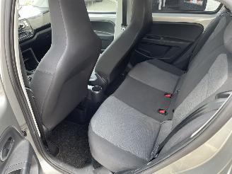 Volkswagen Up! 1.0 move up! BlueMotion N.A.P 5.drs airco navi prachtig!!! picture 9
