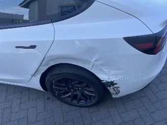Tesla Model 3 RWD 60 kWh N.A.P NL AUTO PRACHTIG!!!! picture 19