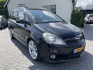 uszkodzony samochody osobowe Opel Zafira 2.0 T OPC 7.pers. 2006/2