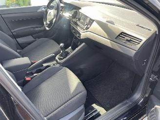 Volkswagen Polo 1.0 MPI Comfortline N.A.P NL AUTO picture 6