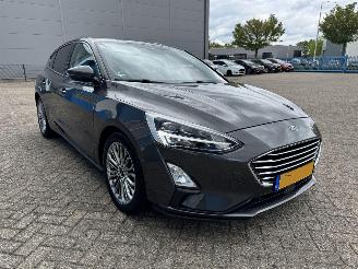Ford Focus 1.0 ECOBOOST  TITANIUM  BUSINESS picture 4