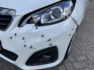 Peugeot 108 1.0 e-VTI  ACTIVE picture 11