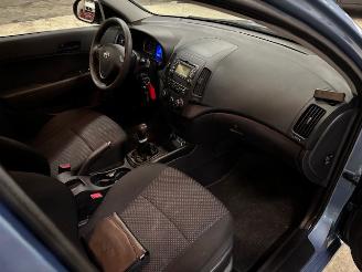 Hyundai I-30 1.4i I-drive Cool picture 9