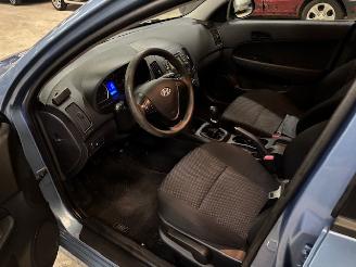 Hyundai I-30 1.4i I-drive Cool picture 10