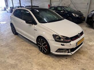 uszkodzony samochody osobowe Volkswagen Polo 1.8 GTI Dsg Pano 240pk 2016/11