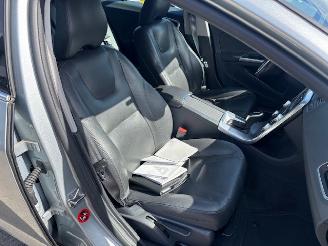 Volvo V-60 1.5 T3 Nordic+ automaat 152pk picture 8