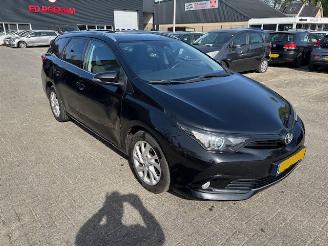 škoda osobní automobily Toyota Auris 1.2 T Sports Dynamic 2018/2