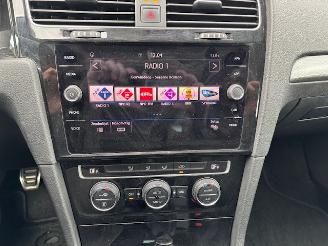 Volkswagen Golf 1.0 TSI Connect Clima picture 15