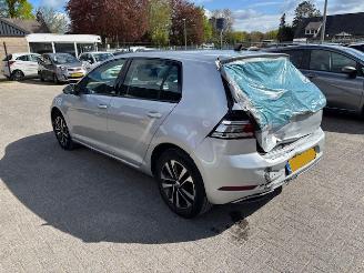 Volkswagen Golf 1.0 TSI Connect Clima picture 3