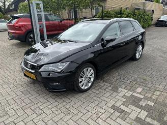 Seat Leon 1.5 TSI FR DSG Ultimate Edition 150pk picture 2