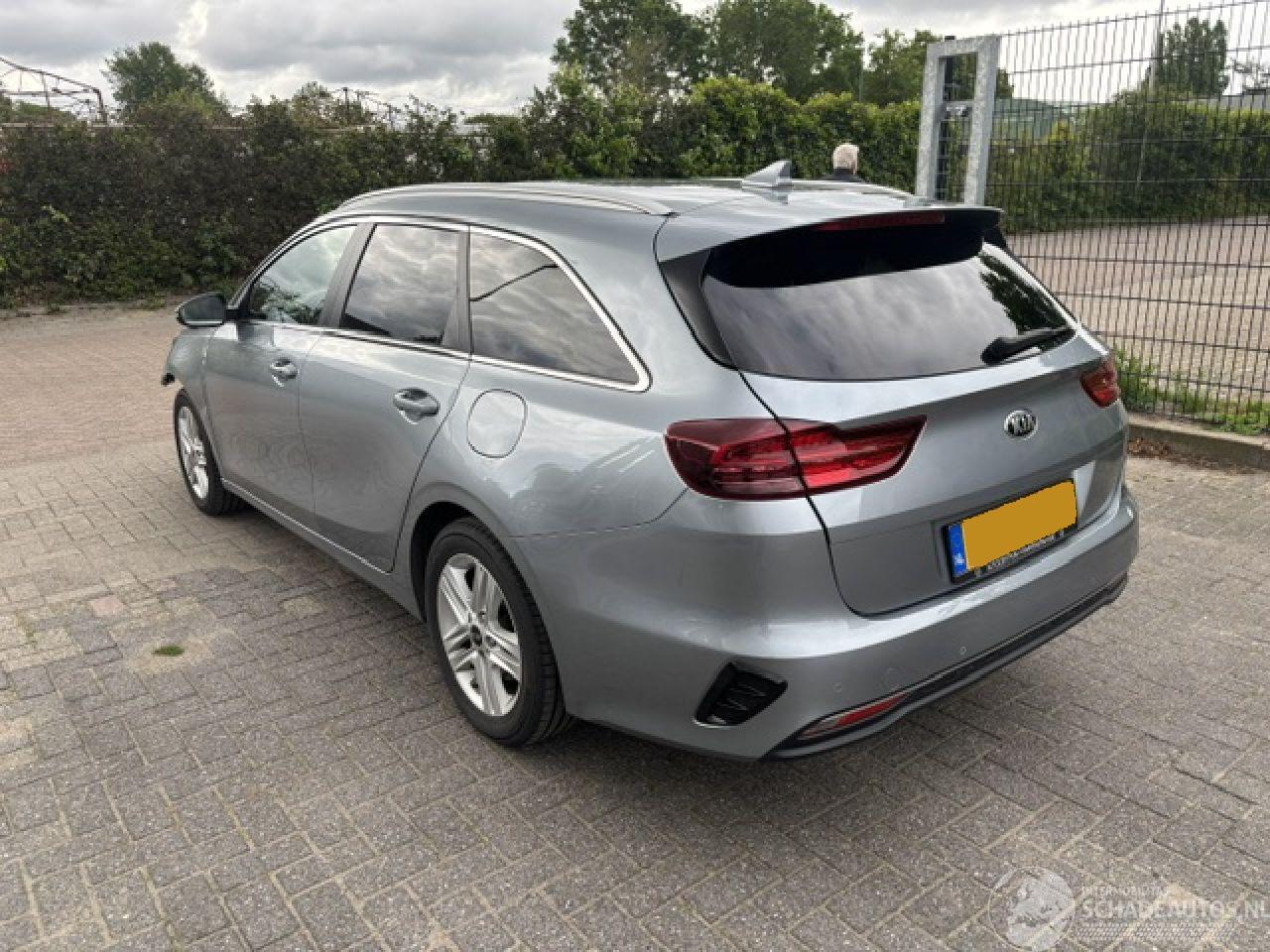 Kia Ceed 1.4T GDI Automaat  Dynamic Plus Line