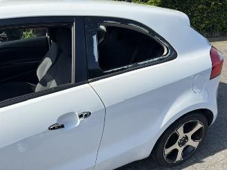 Kia Rio 1.2 Comfort airco NAP picture 7