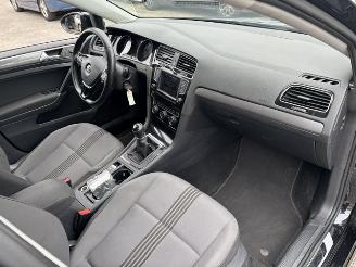 Volkswagen Golf 1.6 TDI  Allstar picture 13