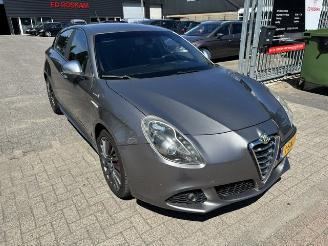 Damaged car Alfa Romeo Giulietta 1.6 JTD Distinctive 2013/11