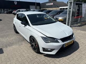 Vaurioauto  passenger cars Seat Leon 1.8 TSI FR DSG 179pk 2014/8