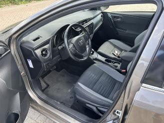 Toyota Auris 1.8 Hybrid Dynamic NAP picture 13